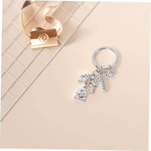VILLFUL Graduation Keychain for Boys Girls Friends