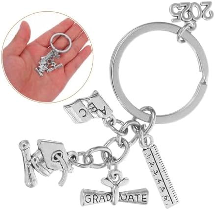 VILLFUL Graduation Keychain for Boys Girls Friends
