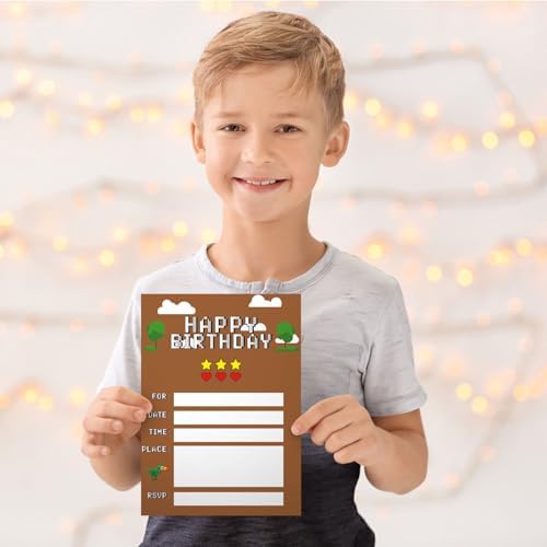 25 Piece Pixel Game Birthday Invitations with Green Envelopes