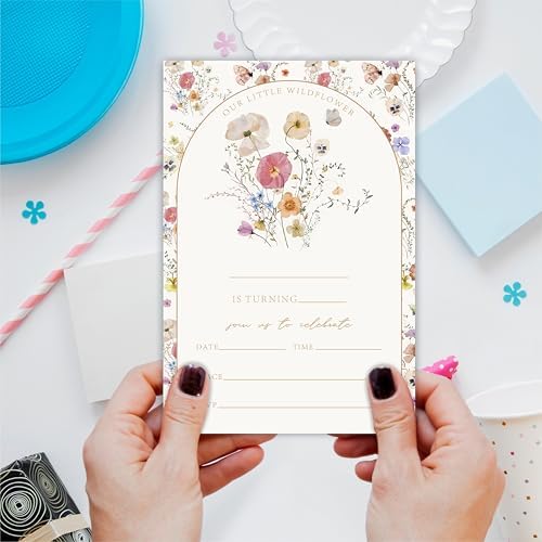 Little Wild Flower Birthday Invitations With Envelopes A15