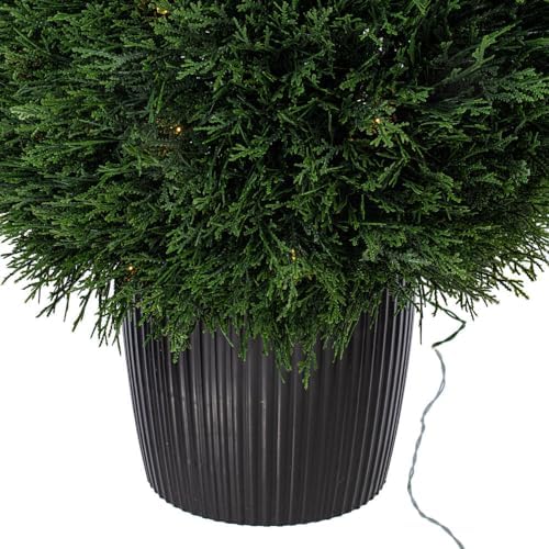 Vickerman 36 High Cedar Teardrop Bush