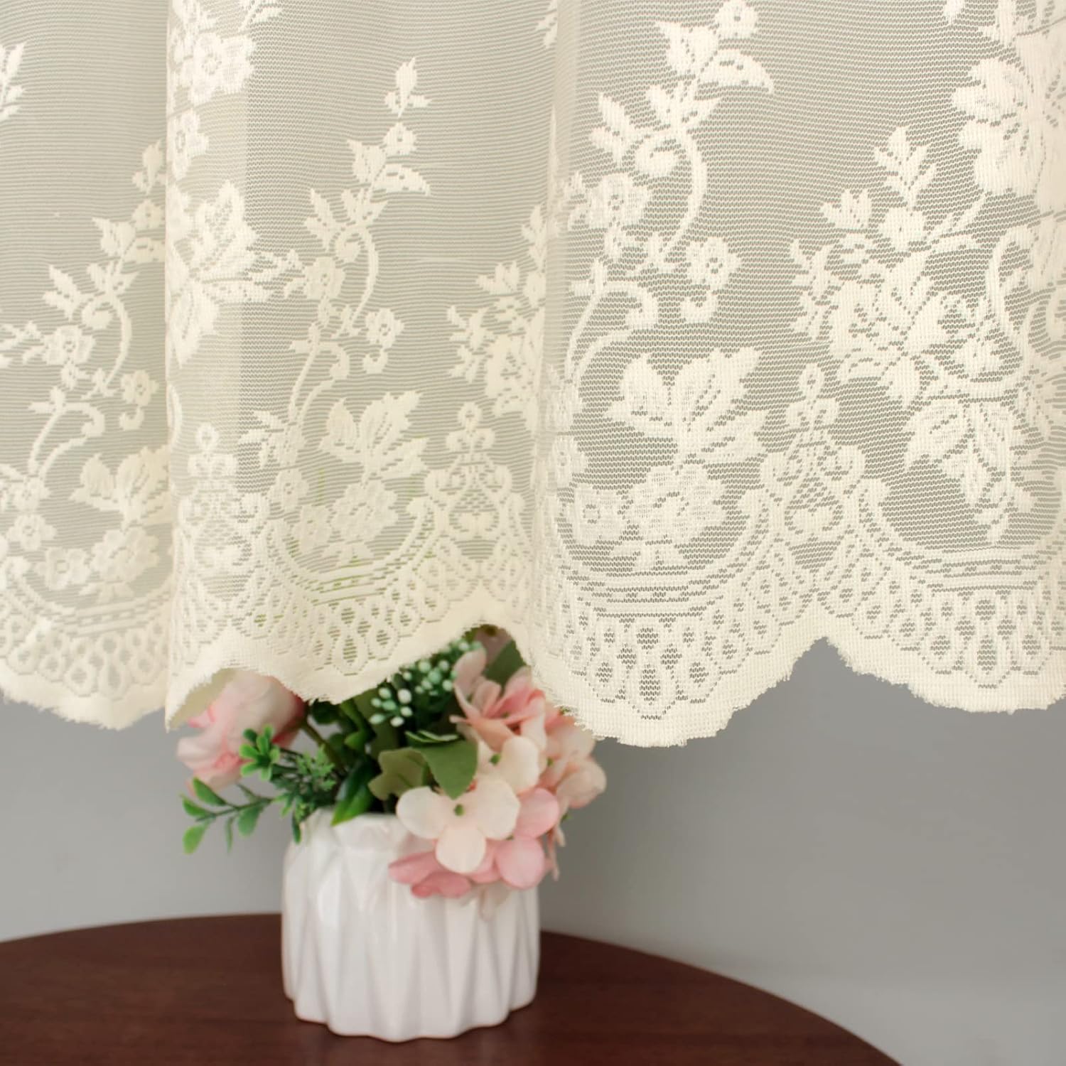 Zhh E-Commerce Beige Floral Valance Window Treatment