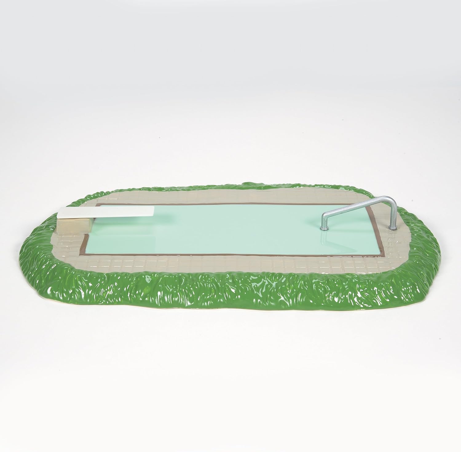Department 56 Lit Pool House Building and Figurines Set