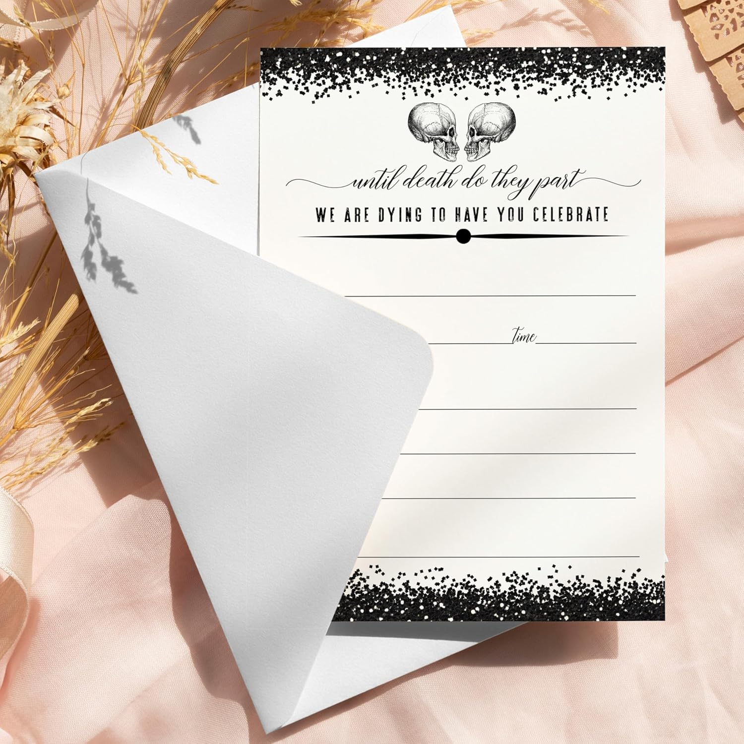 Glam Skull Halloween Invitations with Envelopes - 25 Pack