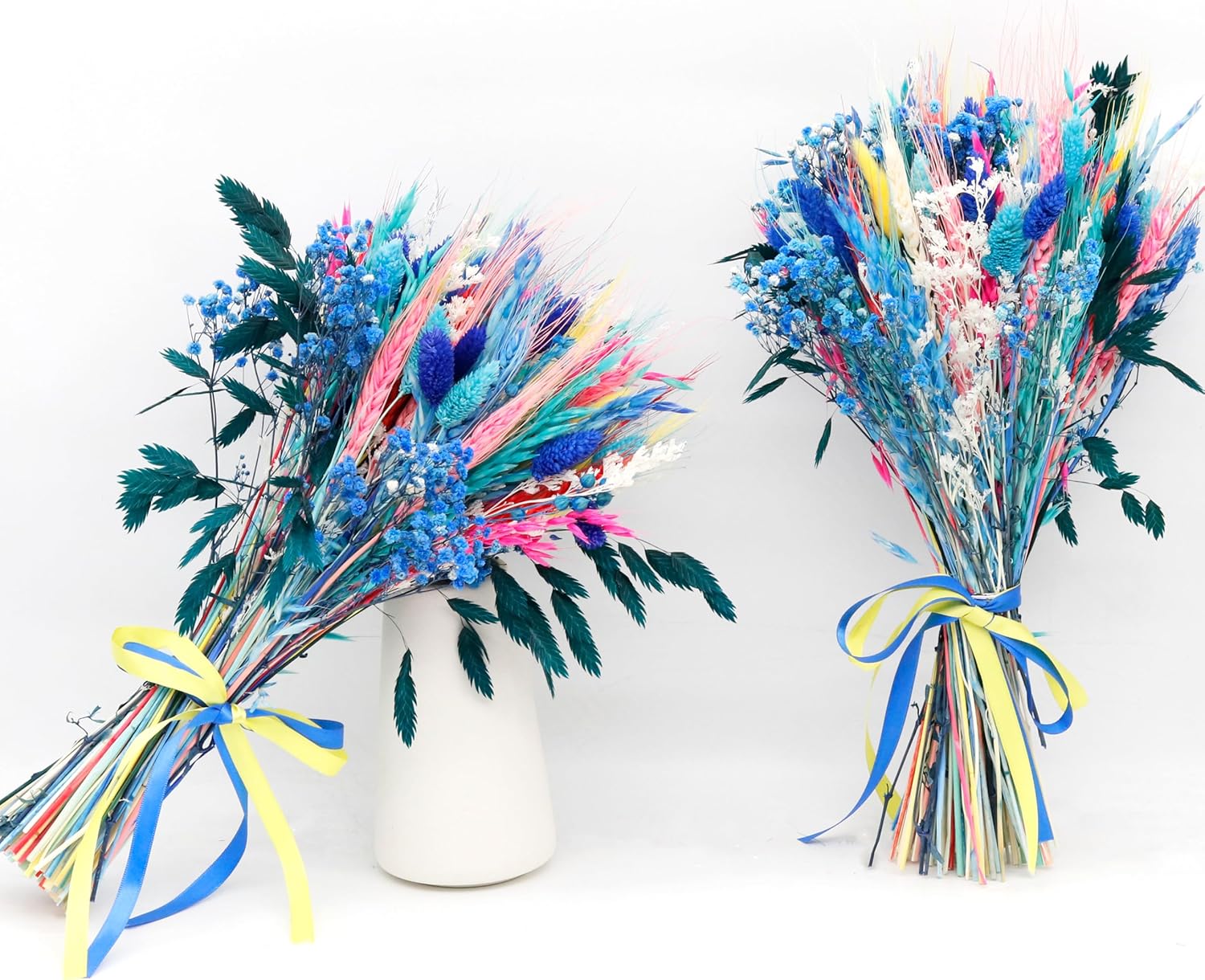 128PCS Dried Flowers and Blue Pampas Grass Bouquet
