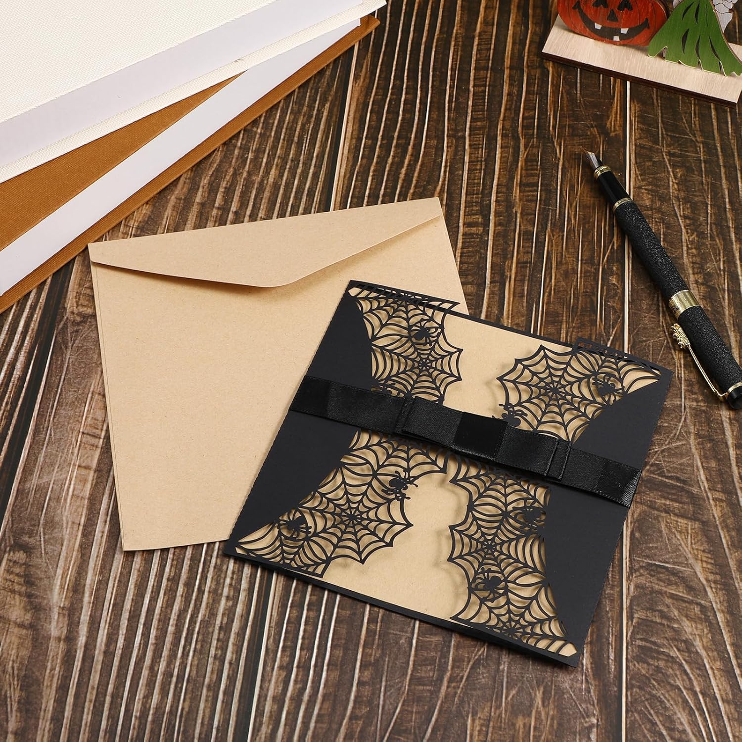 LUOEM 10pcs Halloween Invitations with Spiderweb Design and Bowknots