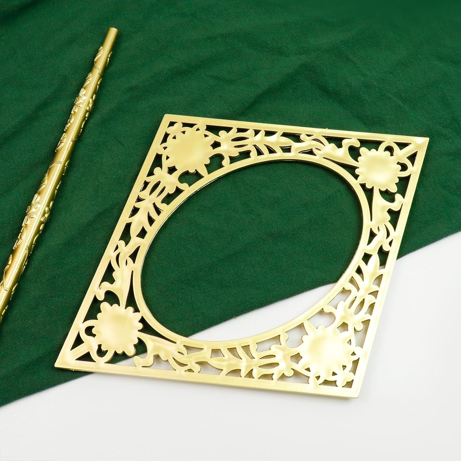 2 Pack Rhombic Gold Curtain Holdbacks with Fixed Rods